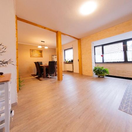 May-Homestay-Saar 诺因基兴 外观 照片