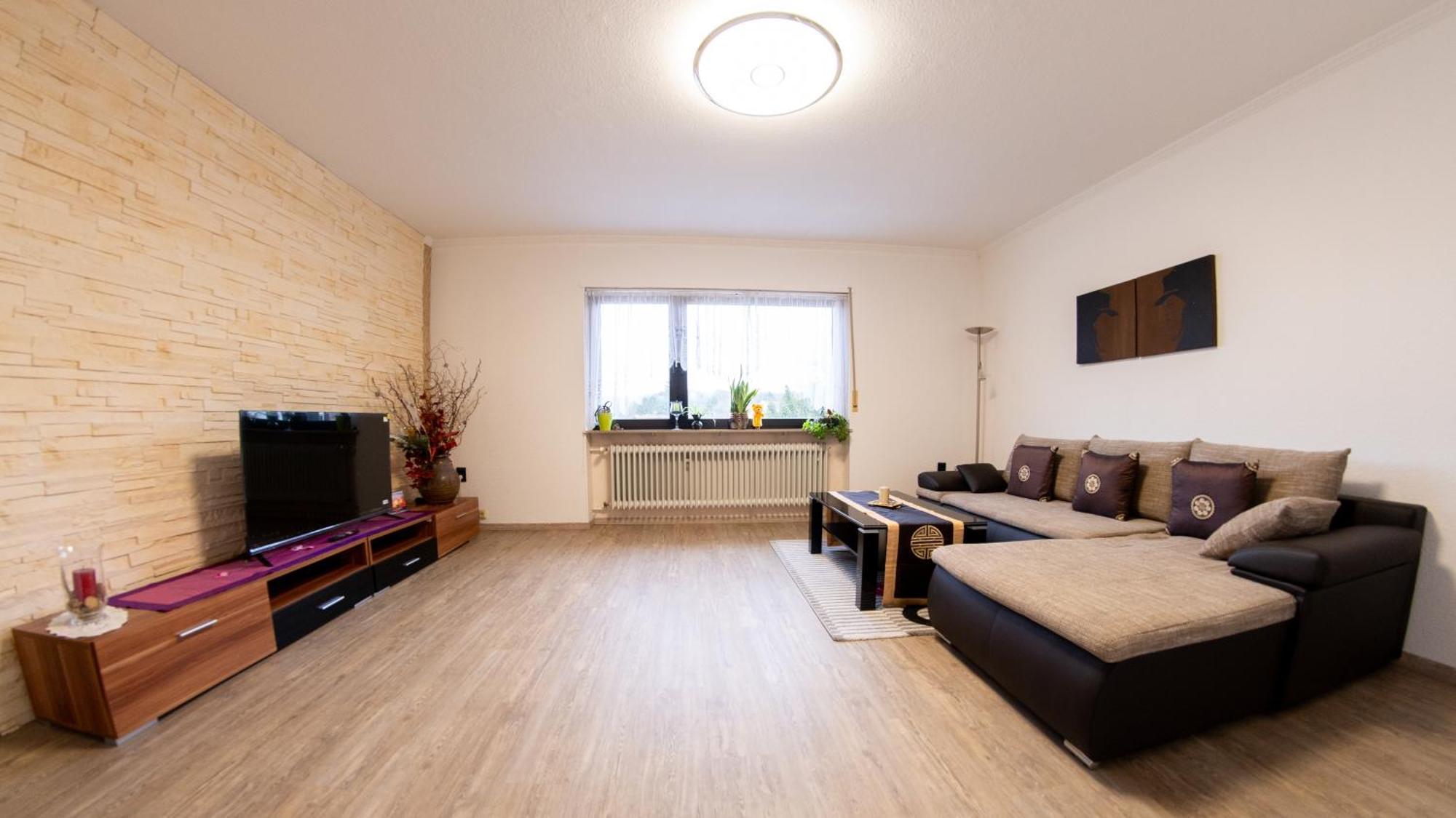 May-Homestay-Saar 诺因基兴 外观 照片